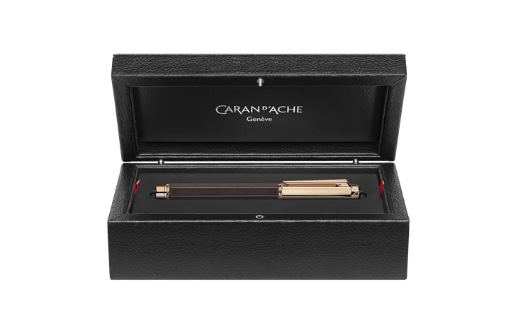 Details about   Caran d'Ache Special Edition Varius Ebony Wood Rose Gold 18K Fountain Pen 