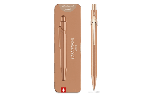 Portamine Caran D'Ache 844 - Mina 0.7 Mm, Corpo In Alluminio Esagonale, Colore Brut Rosé, Con Custodia Slimpack